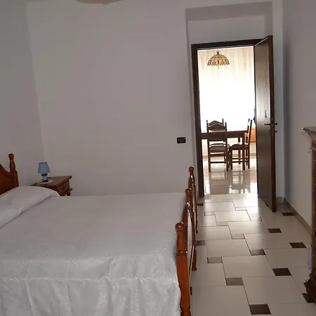 La Casa Della Nonna Bed and breakfast Urzulei